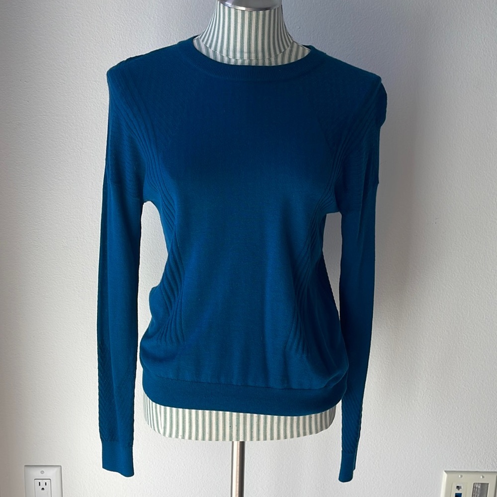 VINCE. Sweater NWT